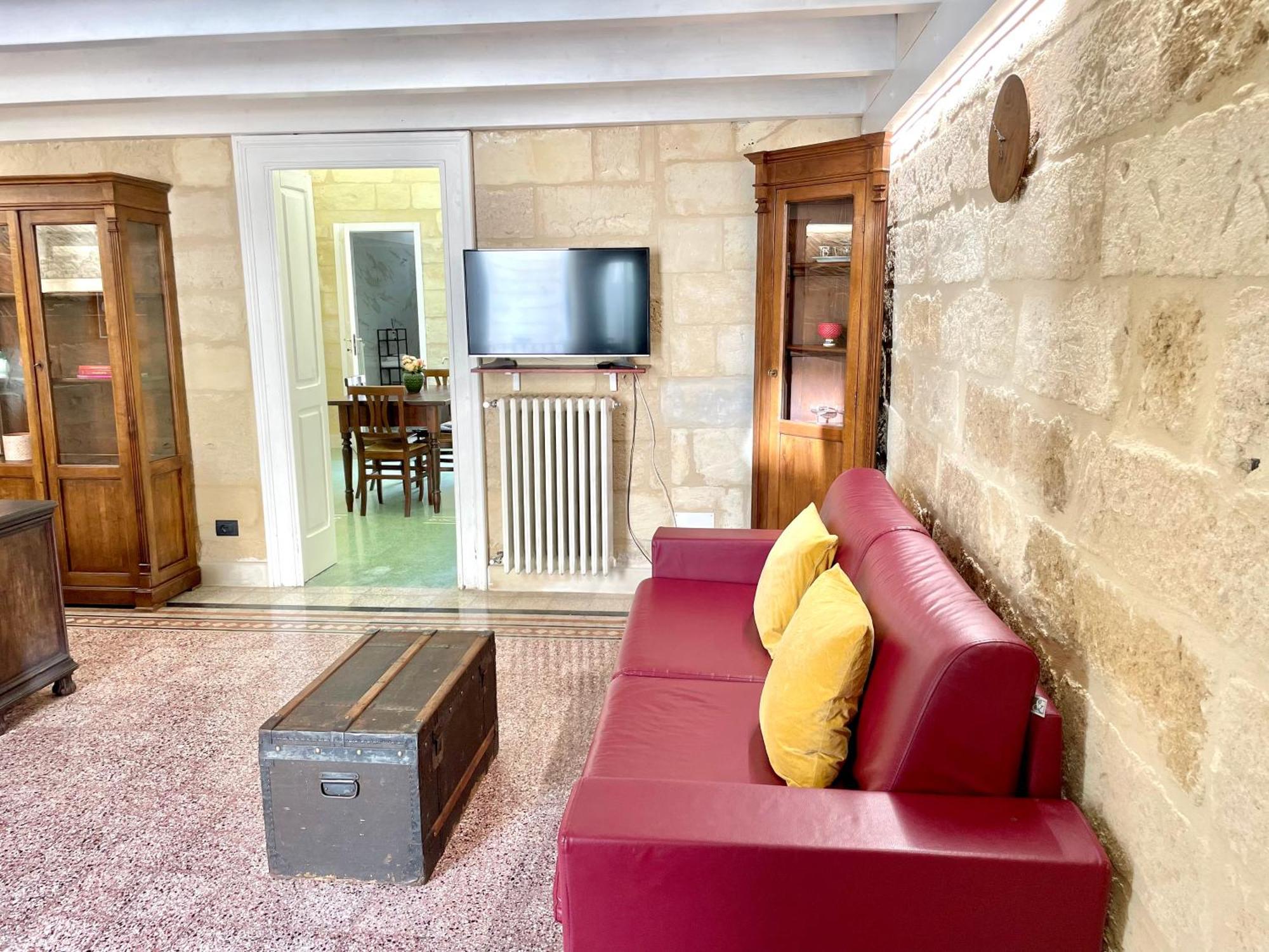 Апартаменты Vohis Luxury House - Fast Wi-Fi & Easy Parking Лечче Экстерьер фото
